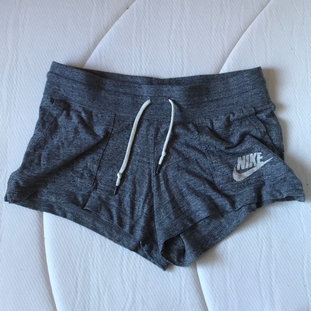 Nike vintage shorts *1st posting was cancelled*